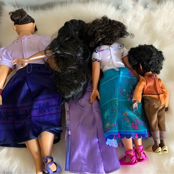 Disney Encanto 4 Pc Doll Set Mirabel, Isabela, Luisa and Antonio - Picture 6 of 9
